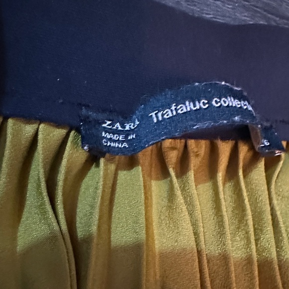 Zara yellow/green Pleated Midi Skirt - Picture 3 of 6